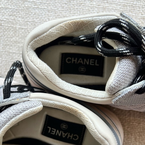 Authentic Chanel sneakers size 36.5 - Picture 10 of 10